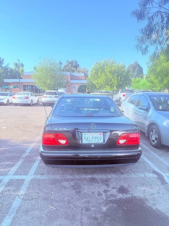 1996 Mercedes-Benz W124 E-Class - Image 3 of 8