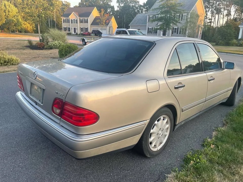 1996 Mercedes-Benz W124 E-Class - Image 6 of 14