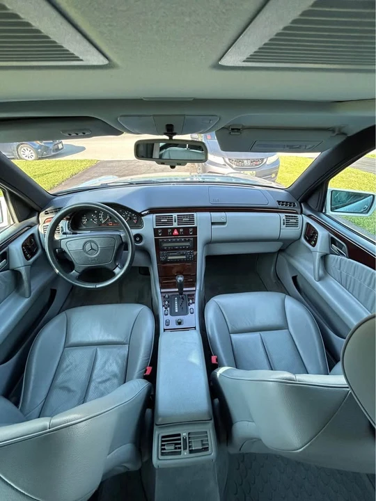 1996 Mercedes-Benz W210 E-Class - Image 10 of 15