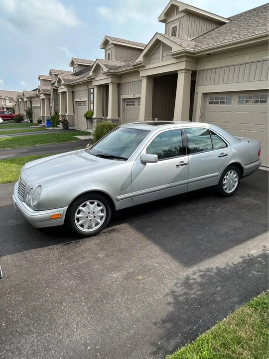 1996 Mercedes-Benz W210 E-Class - Image 3 of 15