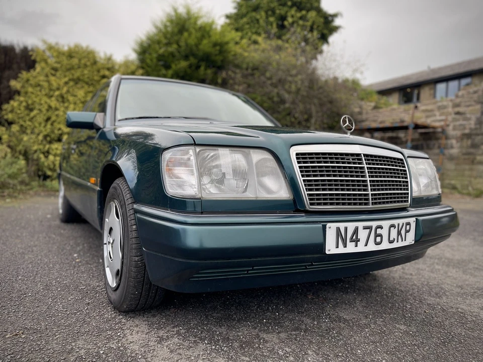 1996 Mercedes-Benz W124 E-Class - Image 11 of 30