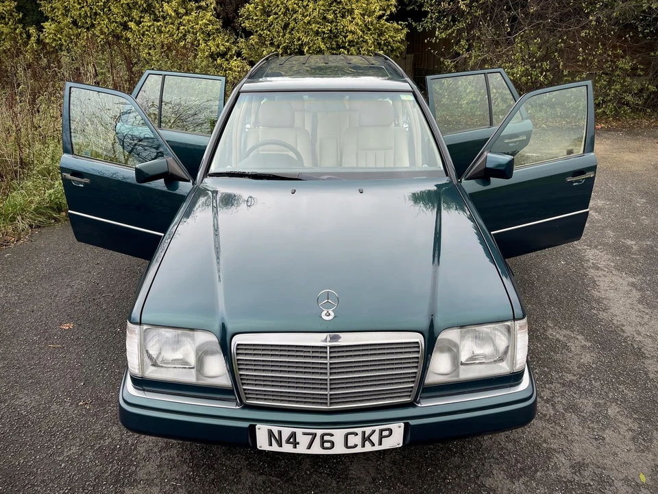 1996 Mercedes-Benz W124 E-Class - Image 23 of 30