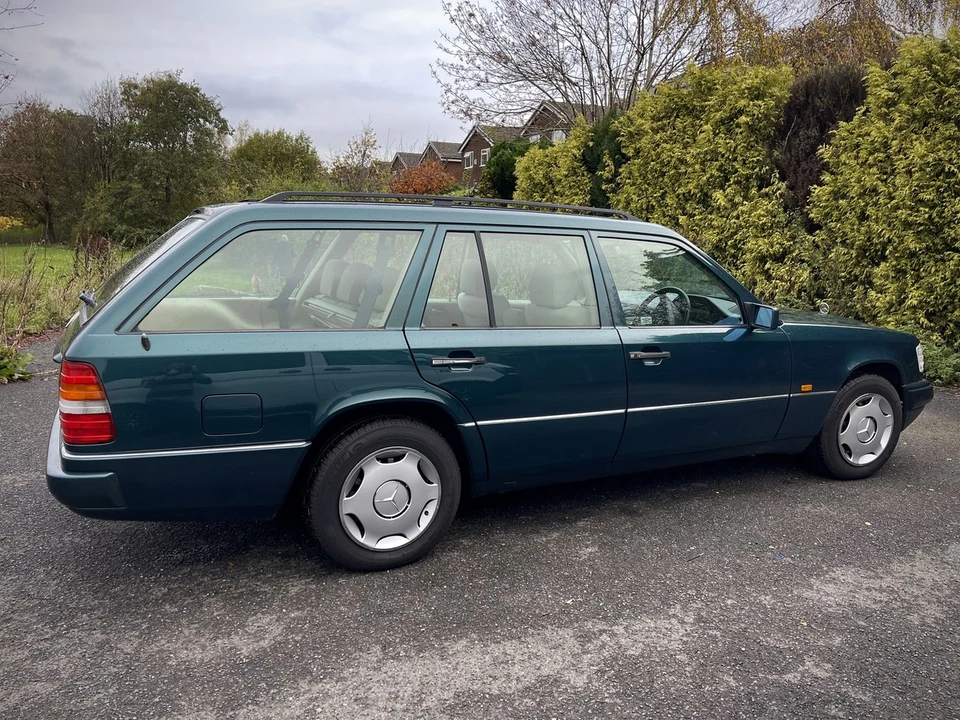 1996 Mercedes-Benz W124 E-Class - Image 20 of 30
