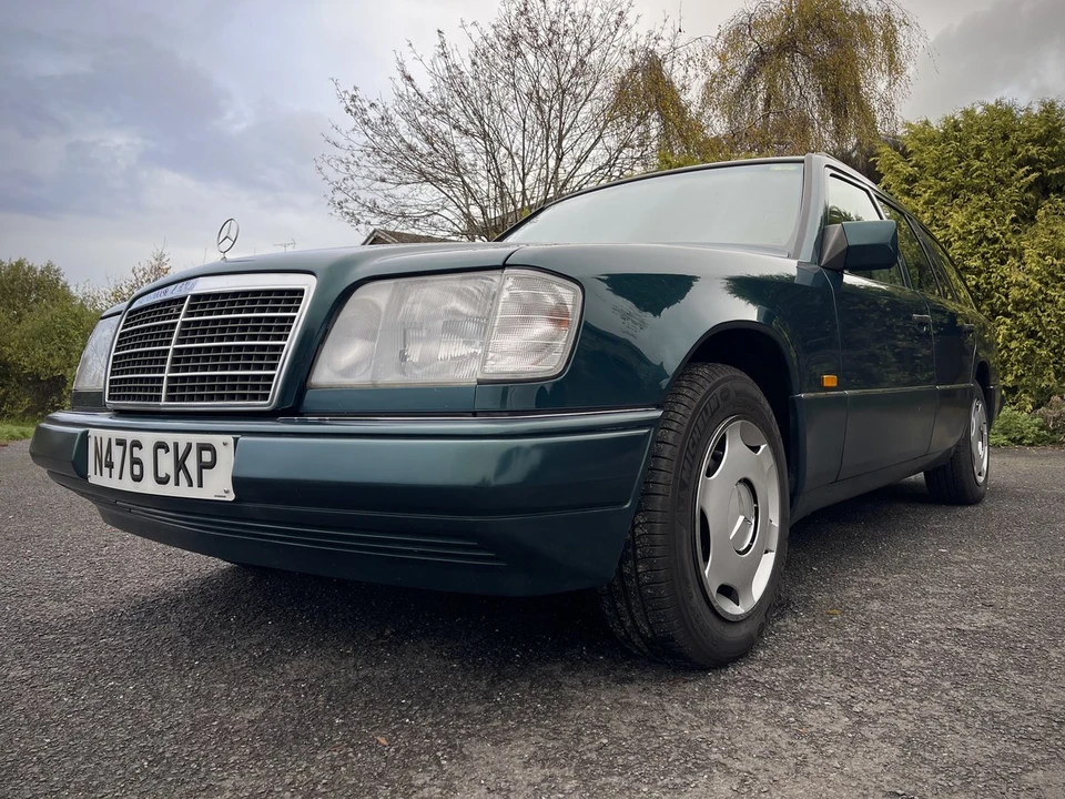 1996 Mercedes-Benz W124 E-Class - Image 10 of 30