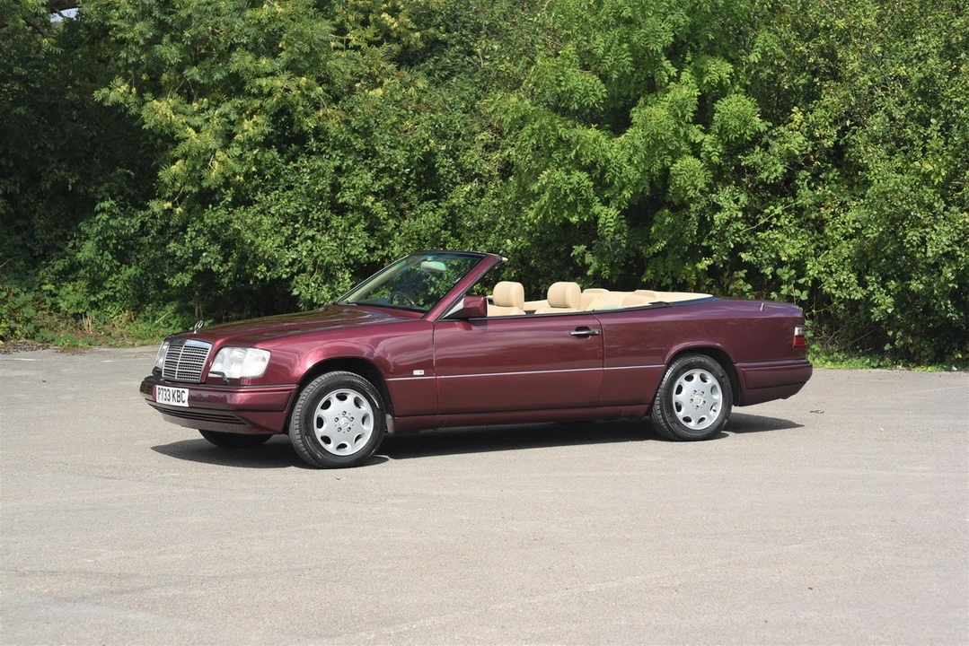 1996 Mercedes-Benz W124 E-Class - Image 11 of 30
