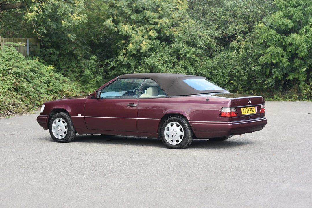 1996 Mercedes-Benz W124 E-Class - Image 19 of 30