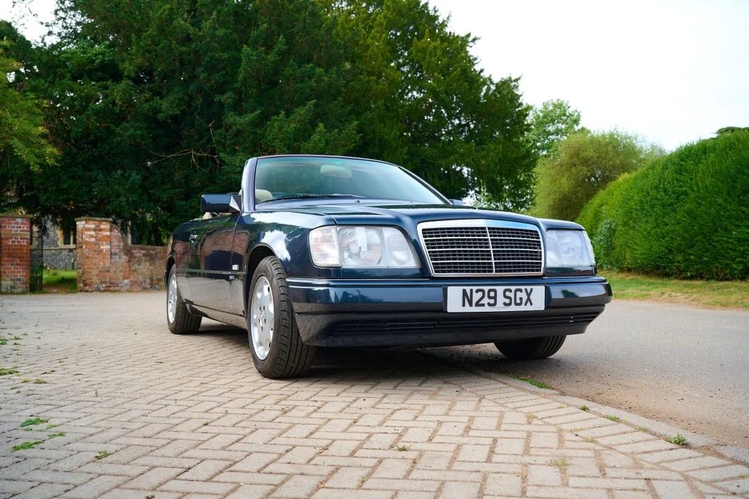 1996 Mercedes-Benz W124 E-Class - Image 2 of 30
