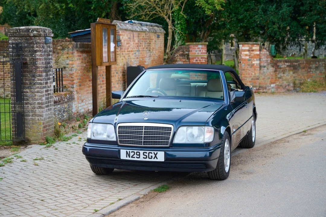 1996 Mercedes-Benz W124 E-Class - Image 25 of 30