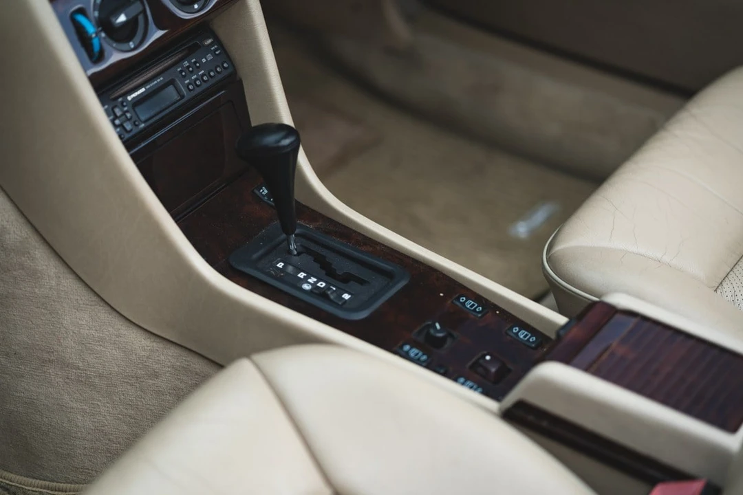 1996 Mercedes-Benz W124 E-Class - Image 24 of 30