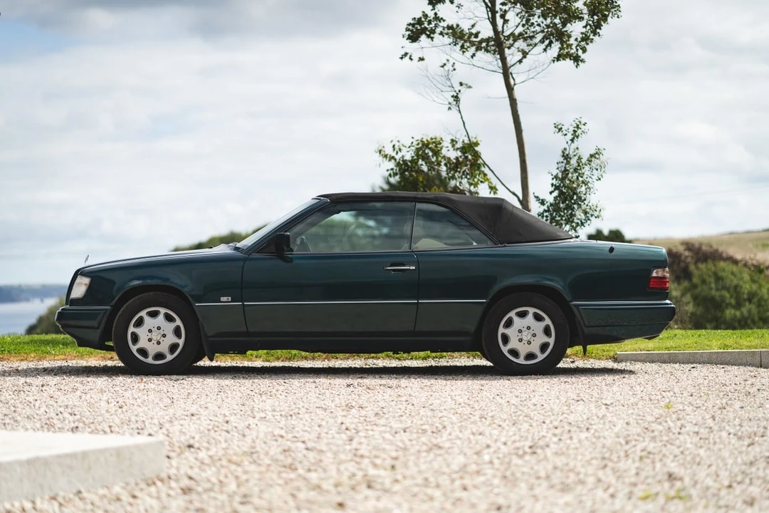 1996 Mercedes-Benz W124 E-Class - Image 13 of 30