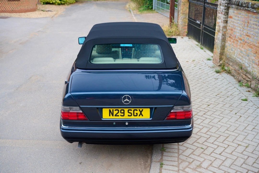 1996 Mercedes-Benz W124 E-Class - Image 21 of 30