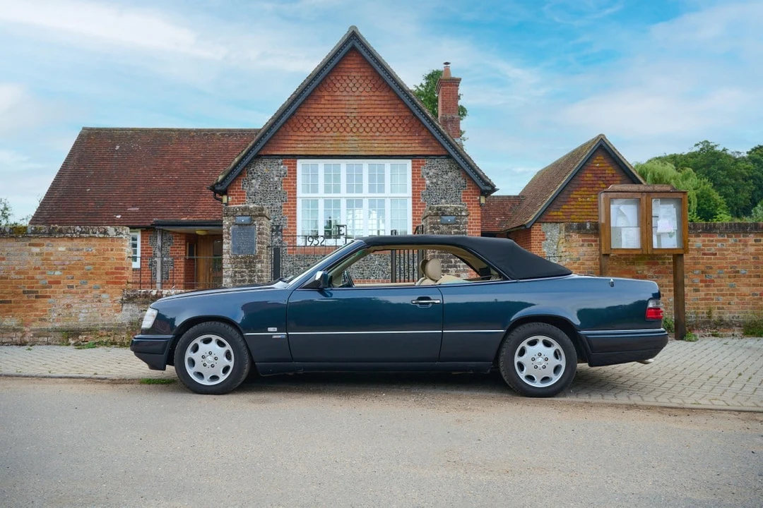1996 Mercedes-Benz W124 E-Class - Image 24 of 30