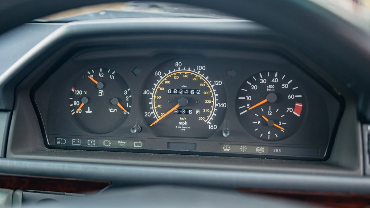 1996 Mercedes-Benz W124 E-Class - Image 30 of 30