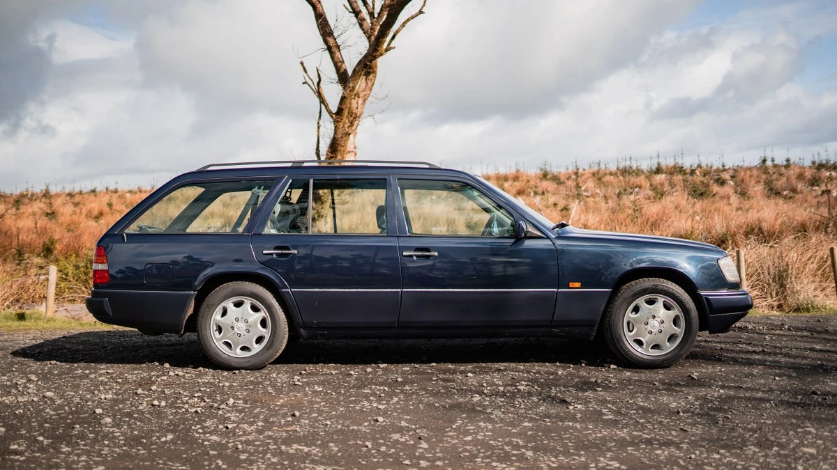 1996 Mercedes-Benz W124 E-Class - Image 8 of 30