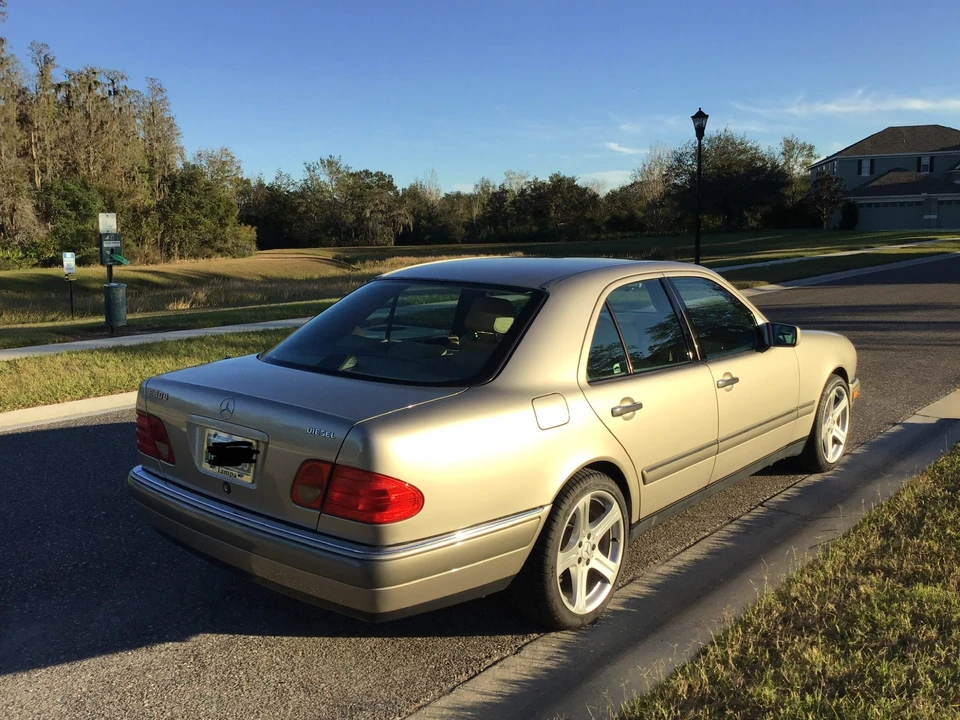 1996 Mercedes-Benz W210 E-Class - Image 12 of 31