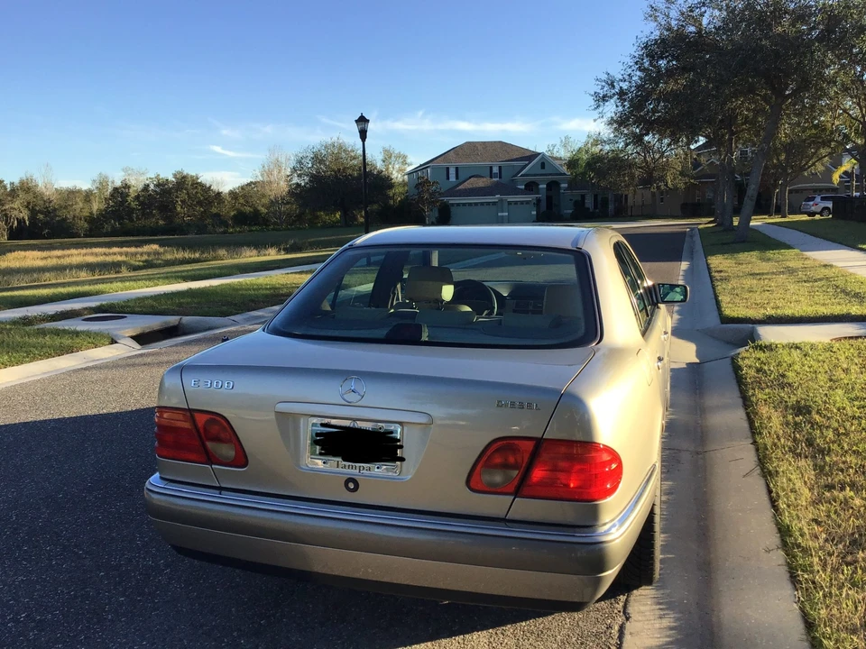 1996 Mercedes-Benz W210 E-Class - Image 11 of 31