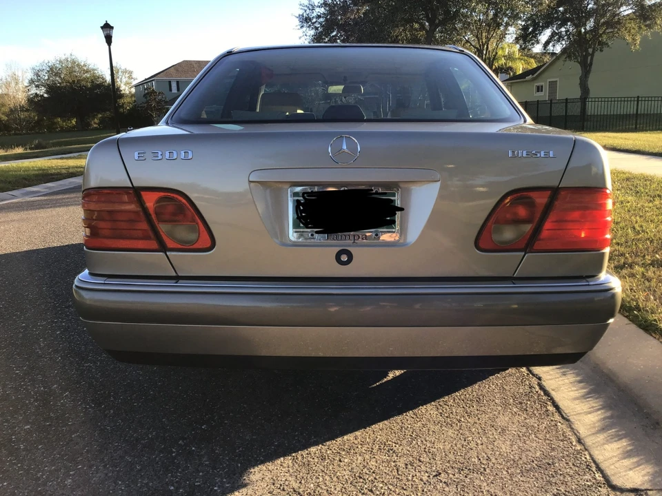 1996 Mercedes-Benz W210 E-Class - Image 9 of 31