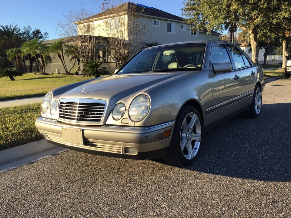 1996 Mercedes-Benz W210 E-Class - Image 3 of 31