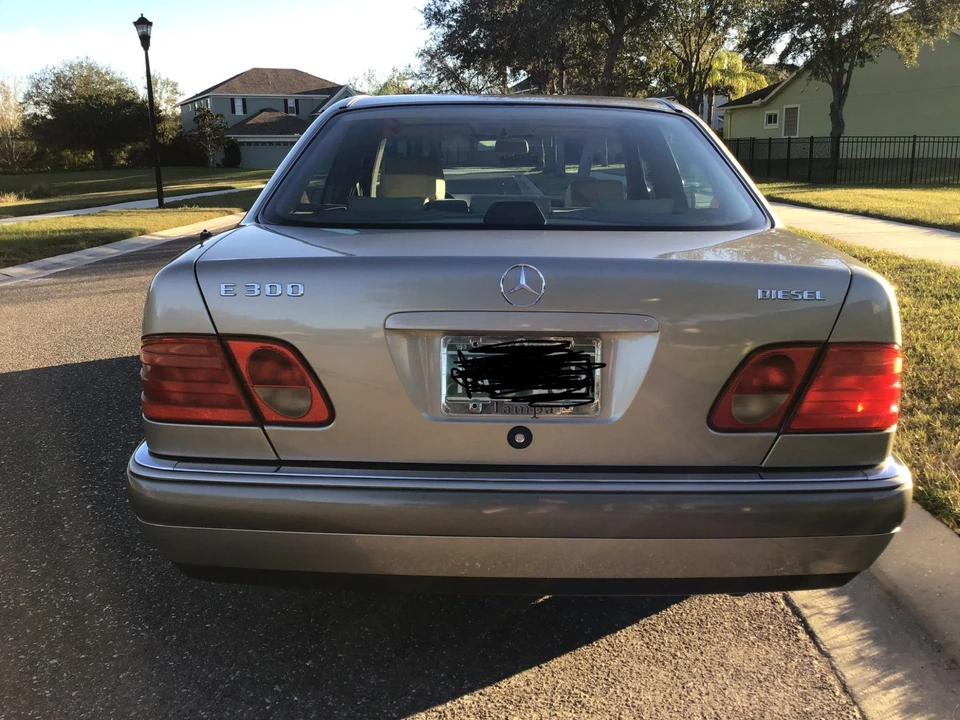 1996 Mercedes-Benz W210 E-Class - Image 10 of 31