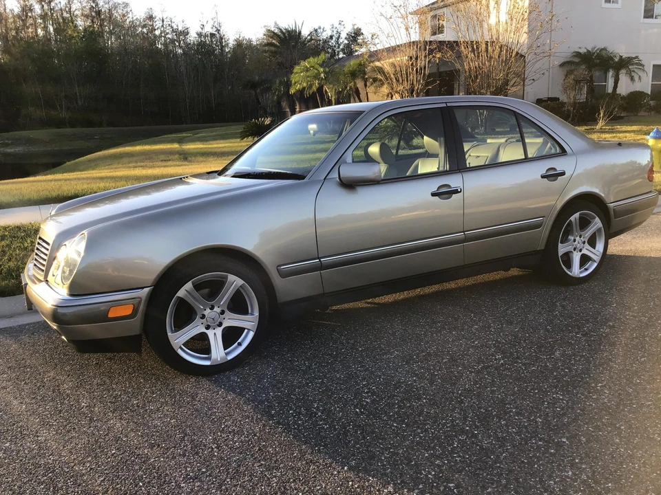 1996 Mercedes-Benz W210 E-Class - Image 6 of 31