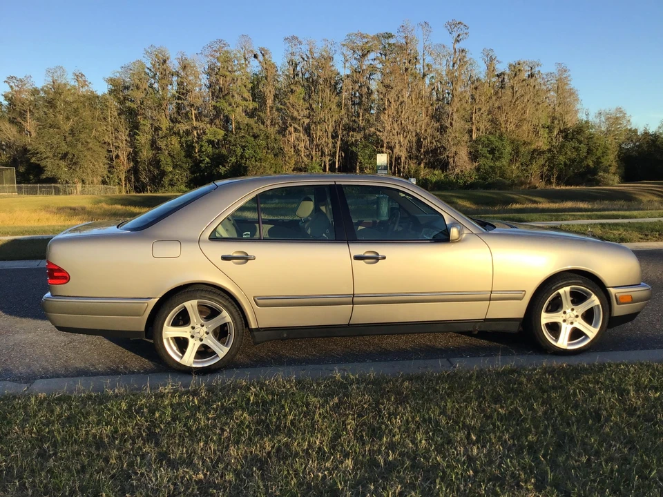 1996 Mercedes-Benz W210 E-Class - Image 16 of 31