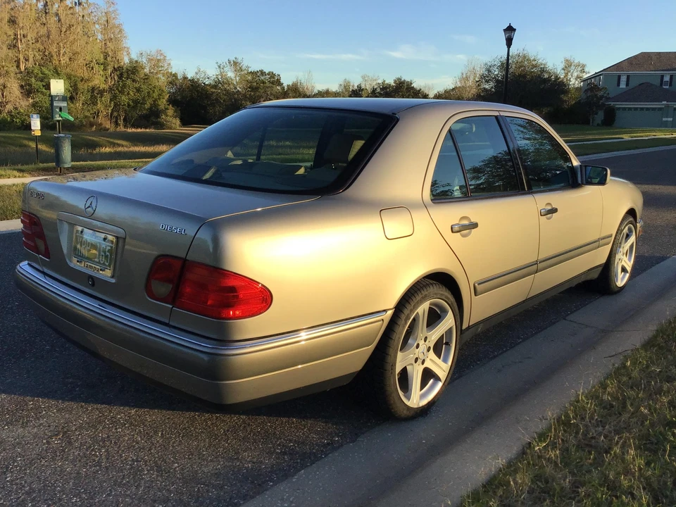 1996 Mercedes-Benz W210 E-Class - Image 13 of 31
