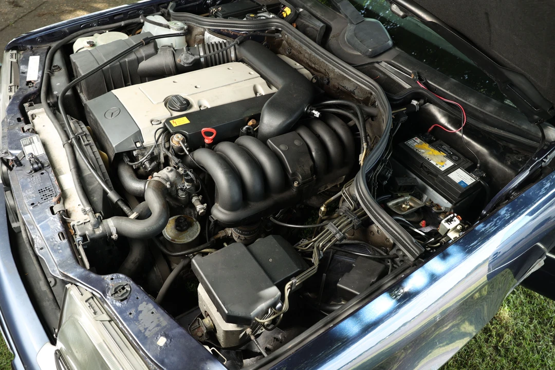 1996 Mercedes-Benz W124 E-Class - Image 4 of 11