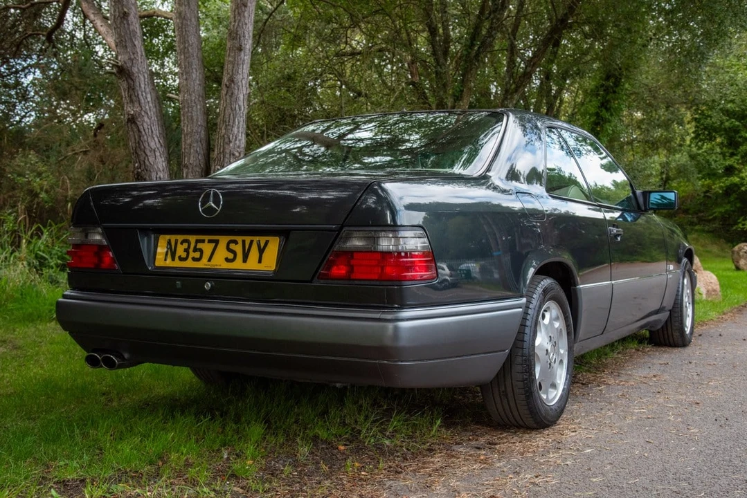 1996 Mercedes-Benz W124 E-Class - Image 24 of 30
