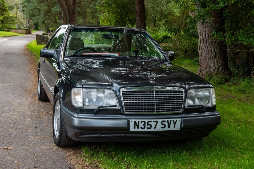 1996 Mercedes-Benz W124 E-Class - Image 9 of 30
