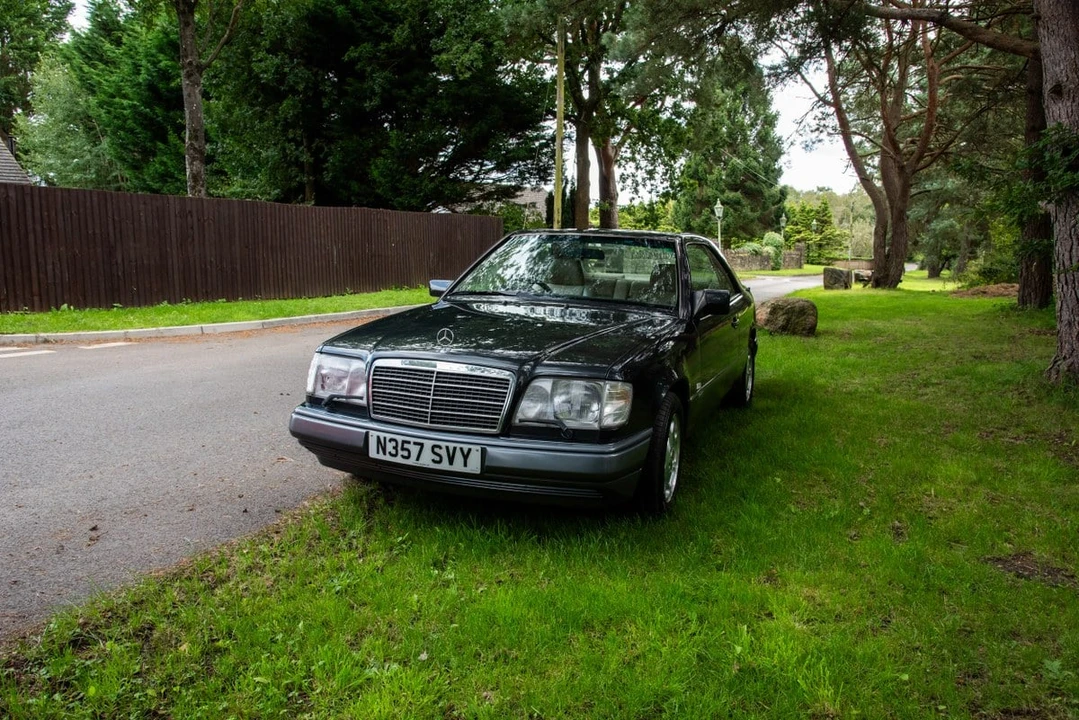 1996 Mercedes-Benz W124 E-Class - Image 14 of 30
