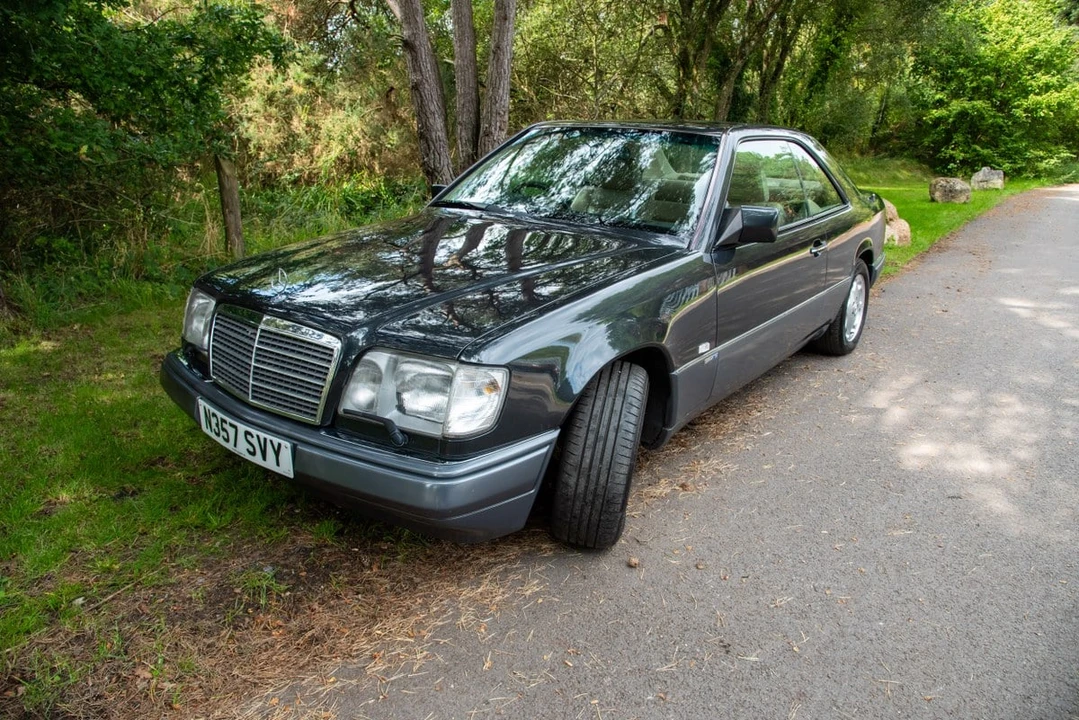 1996 Mercedes-Benz W124 E-Class - Image 29 of 30
