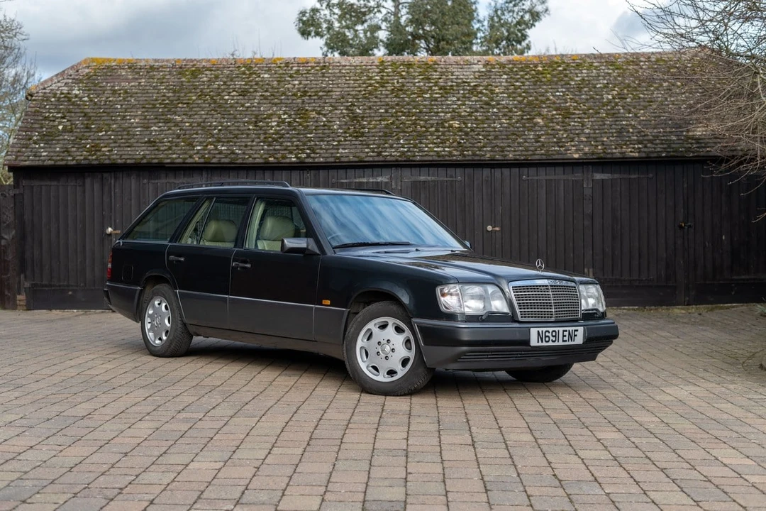 1996 Mercedes-Benz W124 E-Class - Image 18 of 30