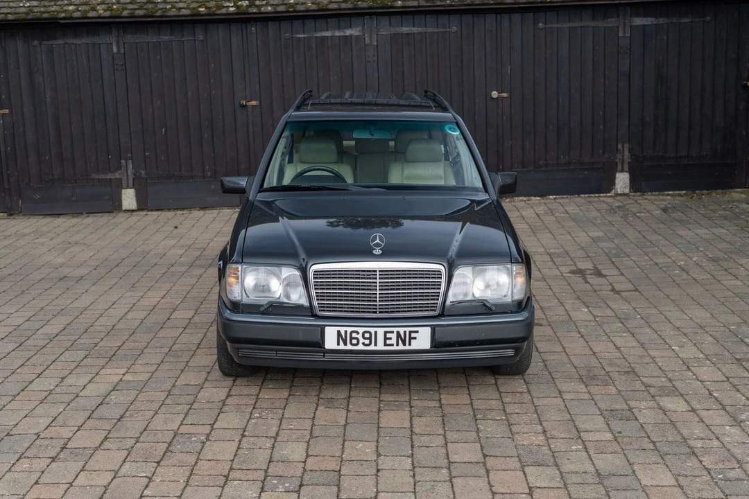 1996 Mercedes-Benz W124 E-Class - Image 5 of 30