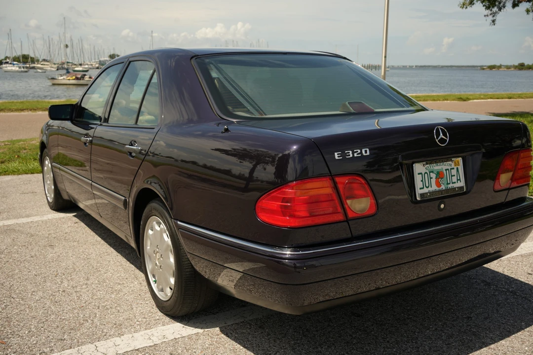 1996 Mercedes-Benz W210 E-Class - Image 15 of 31