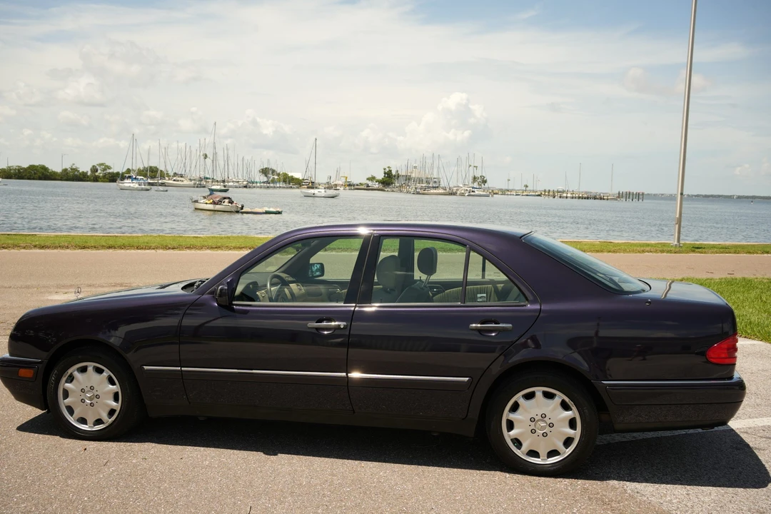 1996 Mercedes-Benz W210 E-Class - Image 13 of 31