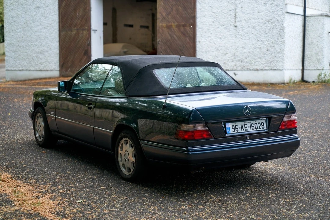1996 Mercedes-Benz W124 E-Class - Image 16 of 30