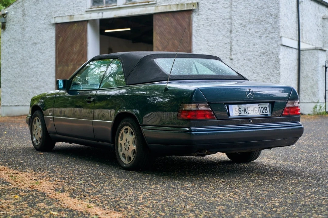 1996 Mercedes-Benz W124 E-Class - Image 17 of 30