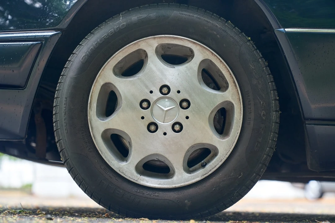 1996 Mercedes-Benz W124 E-Class - Image 28 of 30
