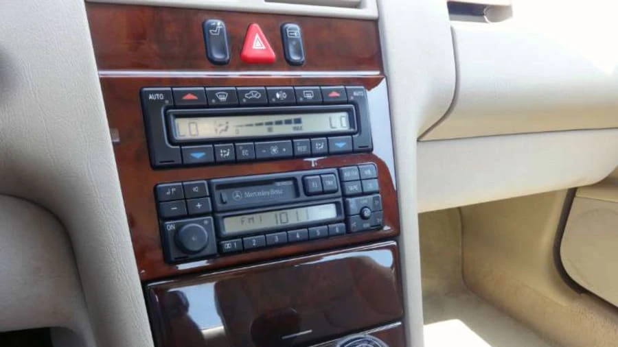 1996 Mercedes-Benz E-Class - Image 6 of 6