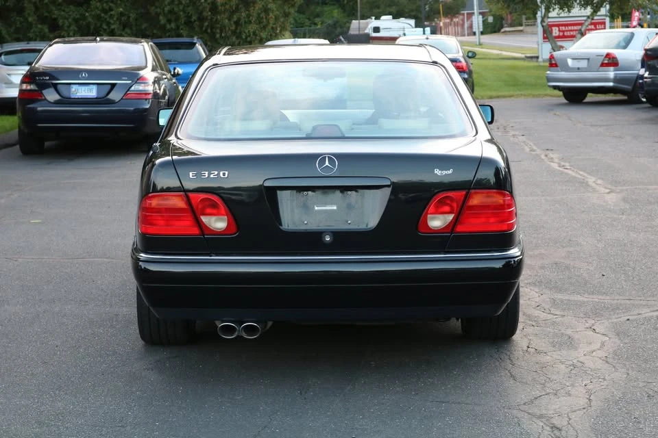 1996 Mercedes-Benz W210 E-Class - Image 5 of 19