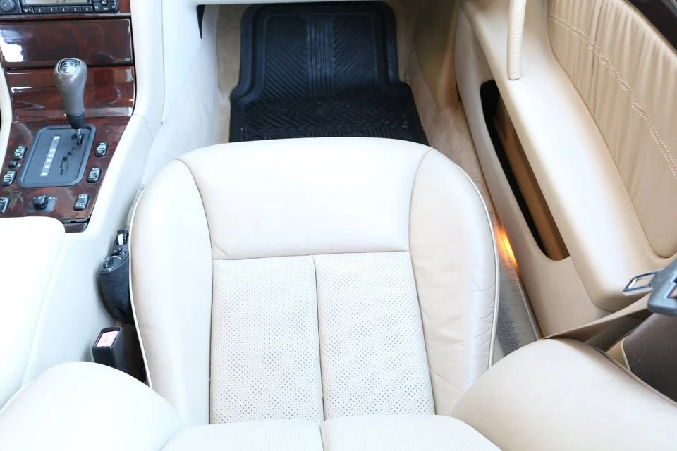 1996 Mercedes-Benz W210 E-Class - Image 14 of 19
