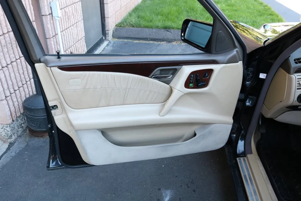 1996 Mercedes-Benz W210 E-Class - Image 10 of 19