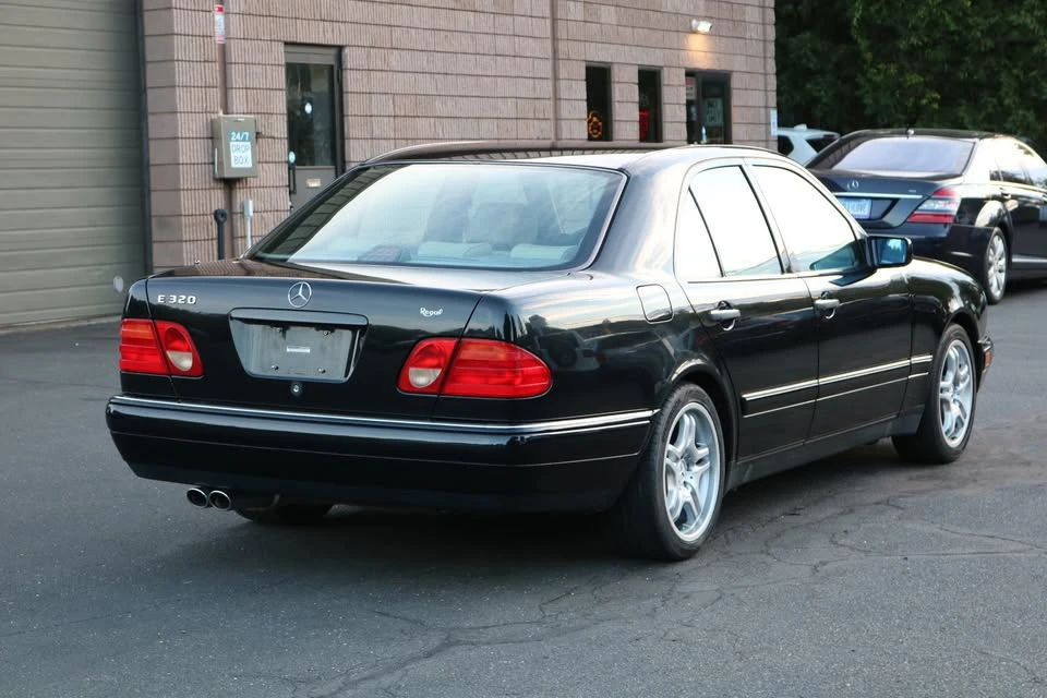 1996 Mercedes-Benz W210 E-Class - Image 4 of 19
