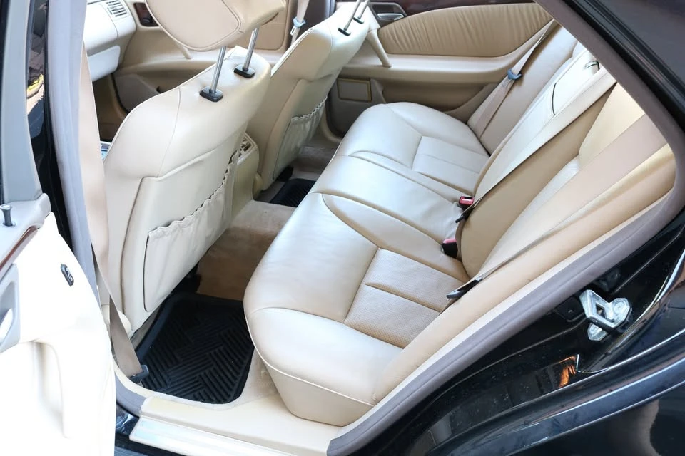 1996 Mercedes-Benz W210 E-Class - Image 11 of 19