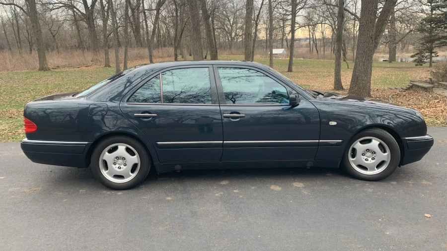1996 Mercedes-Benz W210 E-Class - Image 2 of 15