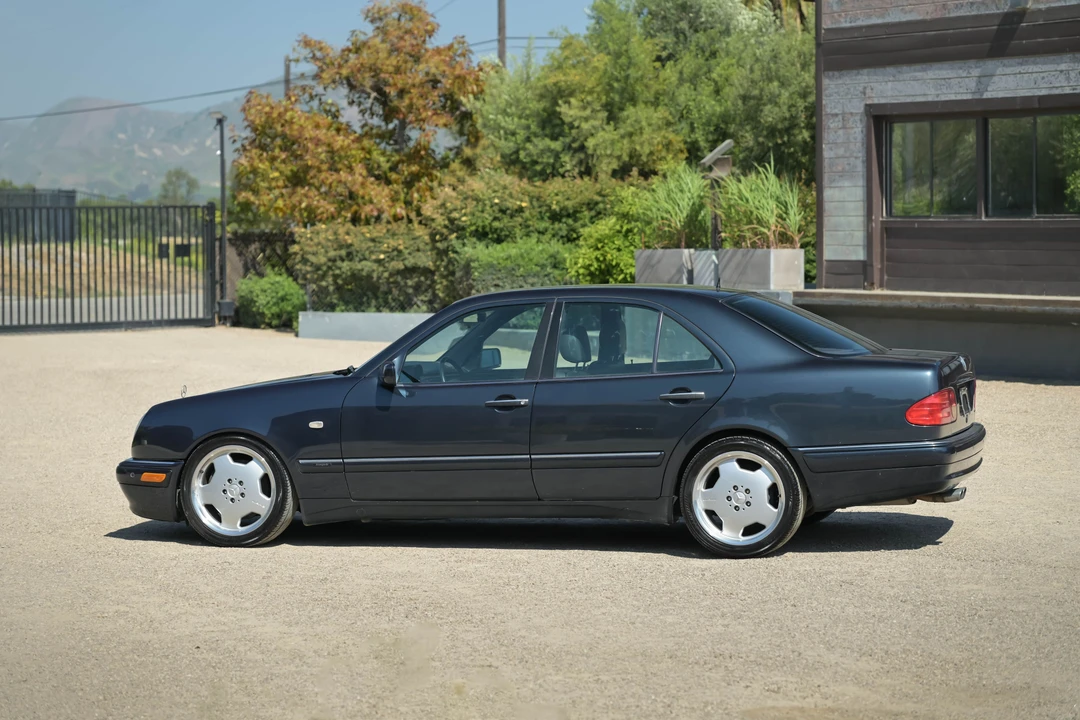 1996 Mercedes-Benz W210 E 36 & E 50 & E 55 & E 60 AMG - Image 9 of 31