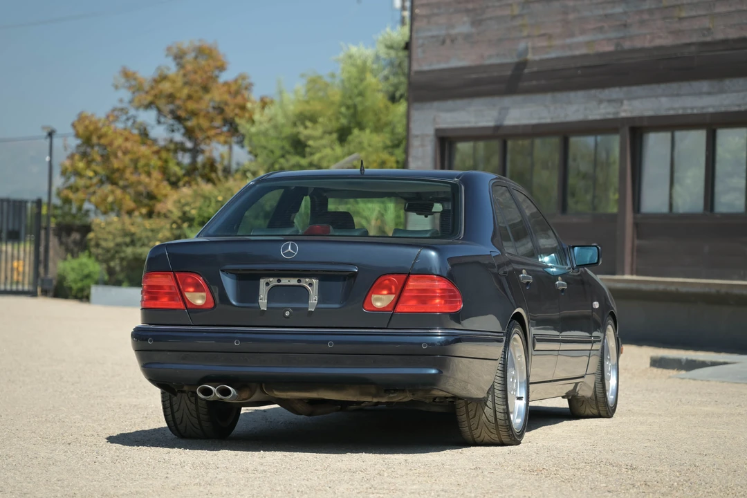 1996 Mercedes-Benz W210 E 36 & E 50 & E 55 & E 60 AMG - Image 3 of 31
