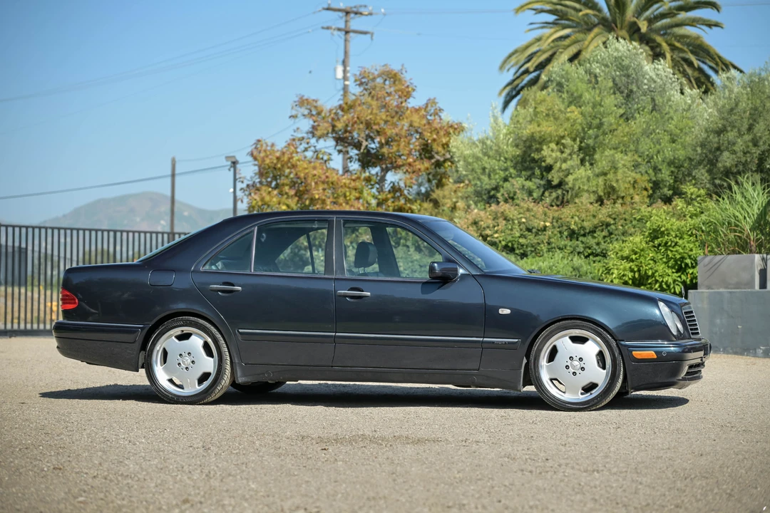 1996 Mercedes-Benz W210 E 36 & E 50 & E 55 & E 60 AMG - Image 8 of 31