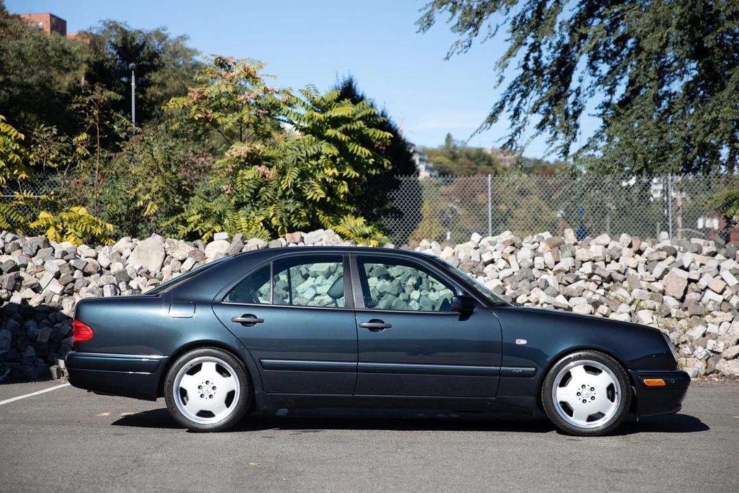 1996 Mercedes-Benz W210 E 36 & E 50 & E 55 & E 60 AMG - Image 14 of 31