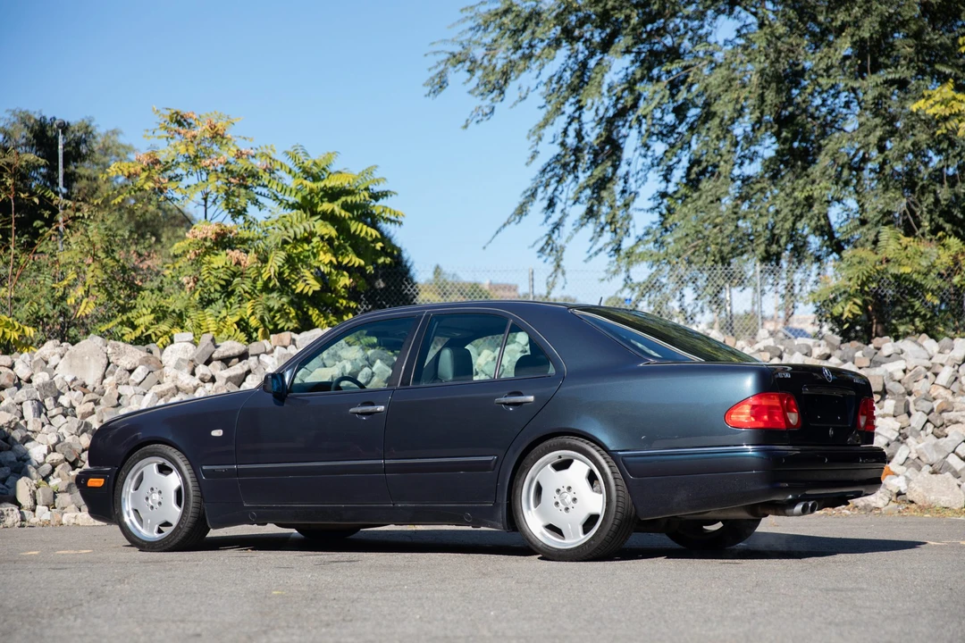 1996 Mercedes-Benz W210 E 36 & E 50 & E 55 & E 60 AMG - Image 4 of 31